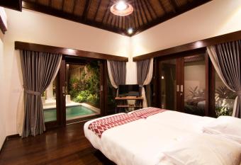 Villa Puspa has Balcony rooms