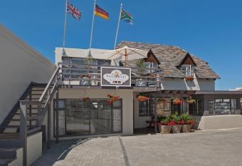 TwentyFour 17 Inn has Balcony rooms