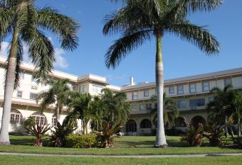 Crystal Bay Historic Hotel has Balcony rooms