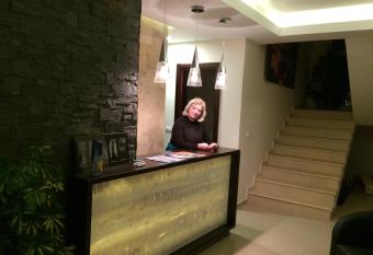 Apartments Amira has Smoking/Balcony rooms