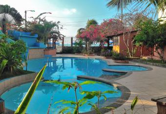 Caba  as Ecologicas Cayapas has Balcony rooms
