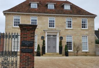 Montpellier House allows 18 year olds to book a room