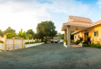 Nok resort & hotel has Balcony rooms