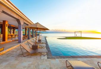 Lovina Beach Club & Resort has Balcony rooms