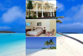 Alpha Villa has Balcony rooms