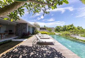 Hideaway Villas Bali Uluwatu by Kanaan Hospitality has Balcony rooms