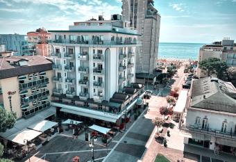 Hotel Margherita has Balcony rooms