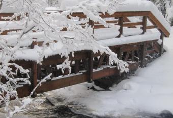 Mennink  inen Cottage has Balcony rooms