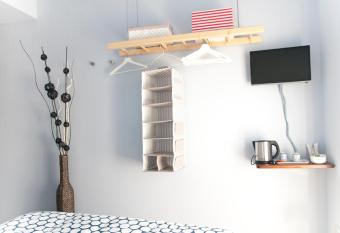 Blueberry Rooms has Balcony rooms