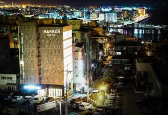 Harbor Hotel has Balcony rooms