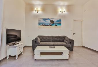 Chic Apartments by the Beach has Balcony rooms