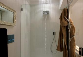 Conte Max Rooms has Balcony rooms