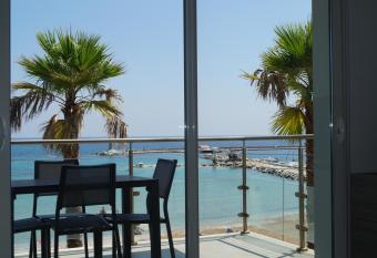 R  sidence Villa Tyrrenia has Balcony rooms