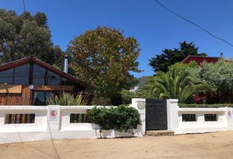 Hoster  a Zapallar has Balcony rooms