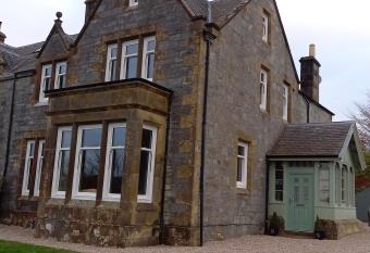 Conval House Bed And Breakfast allows 18 year olds to book a room