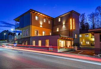 Pension Sandhof has Balcony rooms