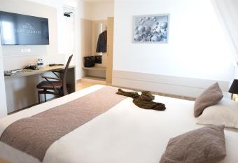 H  tel Le Saint Germain allows 18 year olds to book a room