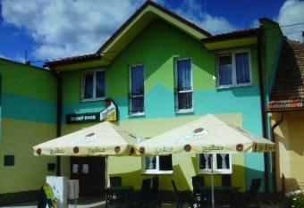 Penzion Zelen   Dvor has Balcony rooms