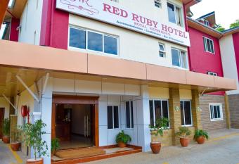 Red Ruby Hotel allows 18 year olds to book a room