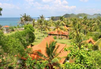Desa Limasan Resort has Balcony rooms