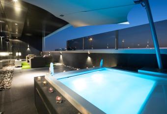 Aswar Hotel Suites Riyadh has Balcony rooms