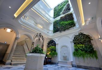 El Armador Casa Palacio has Balcony rooms