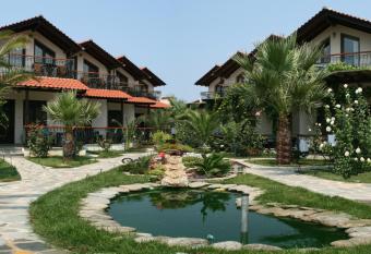 Sirines Studios has Balcony rooms