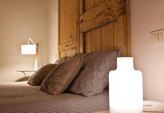 Locanda Stella allows 18 year olds to book a room