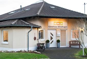 G  stehaus Windhagen allows 18 year olds to book a room