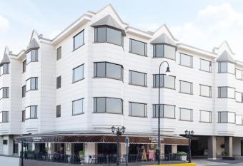 Taormina Hotel and Casino-Adults Only allows 18 year olds to book a room