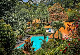 Finca Luna Nueva Lodge has Balcony rooms