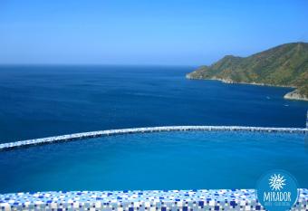 Hotel TNT Mirador allows 18 year olds to book a room