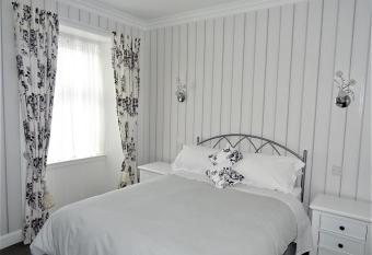 Adam Guest House allows 18 year olds to book a room