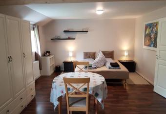 Seng og Kaffe B&B allows 18 year olds to book a room