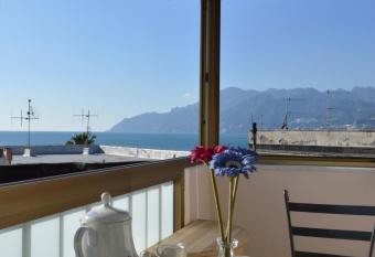 B&B Al Golfo has Balcony rooms