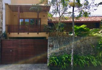 Urban Bliss Studio allows 18 year olds to book a room