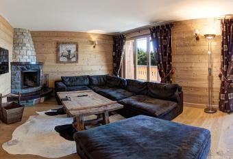 Alpe Fleurie Residence has Balcony rooms