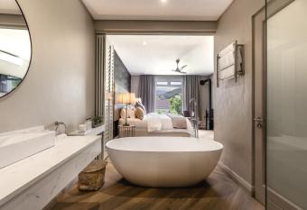 Franschhoek Boutique Hotel - Lion Roars Hotels & Lodges has Balcony rooms