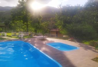 Rancho P  r Do Sol has Balcony rooms