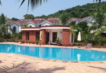 Hillview Apartment has Balcony rooms