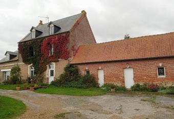 La Ferme du Parc allows 18 year olds to book a room