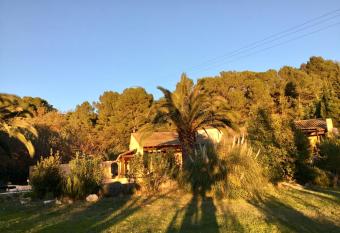 Schwanenvilla has Balcony rooms