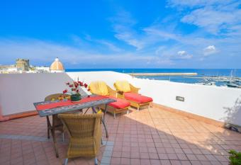 Hotel Terme Zi Carmela has Balcony rooms