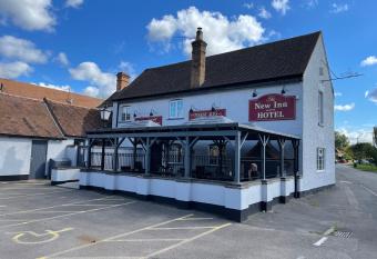 The New Inn Hotel allows 18 year olds to book a room