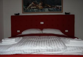 Apartments Olimian has Balcony rooms