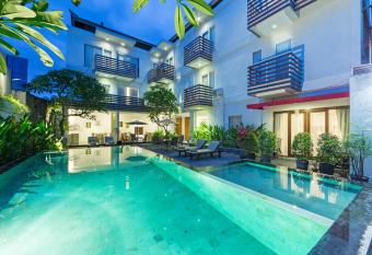 The Rinaya Canggu by ecommerceloka has Balcony rooms