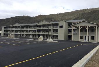 Yellowstone Big Rock Inn has Balcony rooms
