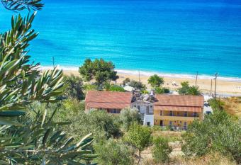 Vistonia has Balcony rooms