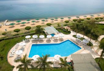 Mercure Ismailia Forsan Island has Balcony rooms