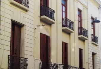 Posada Del Gaucho has Balcony rooms